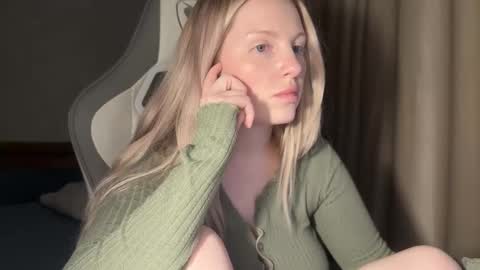 eva online show from November 10, 4:54 pm