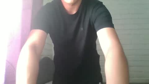 x_andrescam online show from January 8, 9:31 pm