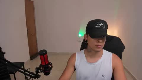 the boy x online show from October 19, 10:47 pm