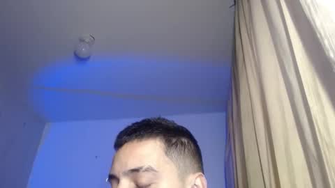 xalejo_max online show from October 16, 4:06 pm