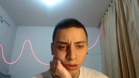 xalejo_max online show from September 28, 12:52 am