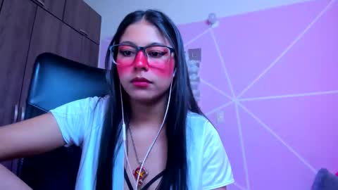 XALLYSONX online show from January 10, 5:51 pm