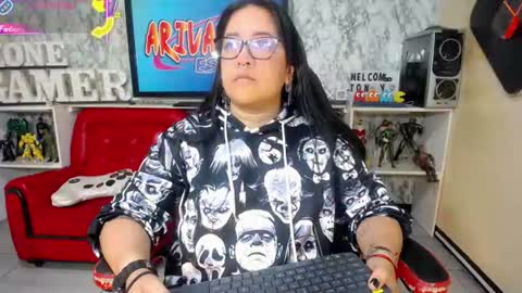 xander_taylor_ online show from June 16, 3:21 am