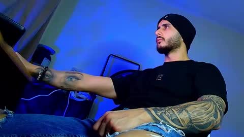 XanderCageX online show from February 5, 5:38 pm