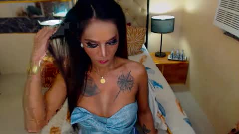 THALIA MOUNT online show from February 6, 8:18 am