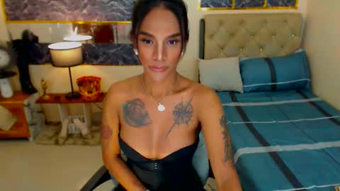 THALIA MOUNT online show from January 9, 8:13 am