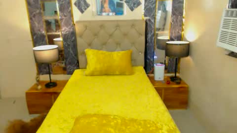 THALIA MOUNT online show from February 13, 12:35 am