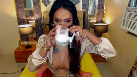 THALIA MOUNT online show from March 2, 6:40 pm