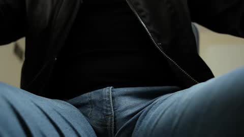 Snapshot of xavierloyd3 chatting on October 20, 3:06 pm xavierloyd3 online show from October 20, 3:06 pm