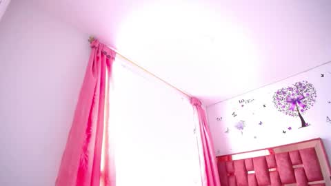 Snapshot of xayunrin chatting on February 20, 6:57 pm xayu online show from February 20, 6:57 pm