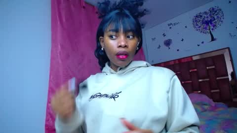 Snapshot of xayunrin chatting on January 28, 8:36 am xayu online show from January 28, 8:36 am