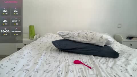 Daisy Hansen online show from March 1, 11:17 am