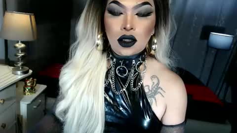 Zhavia online show from December 2, 7:34 pm