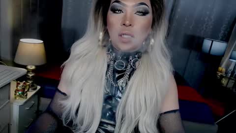 Zhavia online show from October 27, 7:14 pm