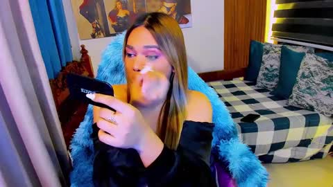 Snapshot of xdirtymistressx chatting on January 27, 10:06 am XDirtymistressX online show from January 27, 10:06 am