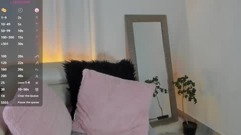 xena_bush online show from April 9, 8:09 am