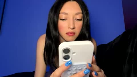 xenadreamx online show from March 9, 4:39 am