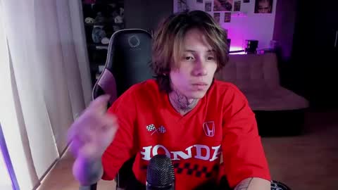 xIce Boy online show from May 4, 10:16 pm