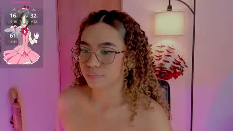 Snapshot of ximena_sotto1 chatting on October 16, 8:18 pm camila online show from October 16, 8:18 pm