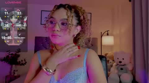 camila online show from March 30, 9:04 pm