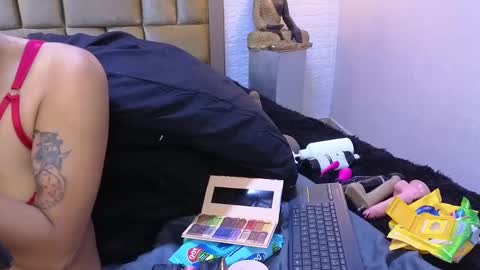 ximena online show from February 26, 7:34 am