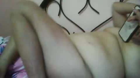 xjuicytits online show from February 2, 1:14 am