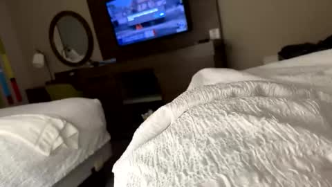 xmccxx online show from November 10, 10:01 pm