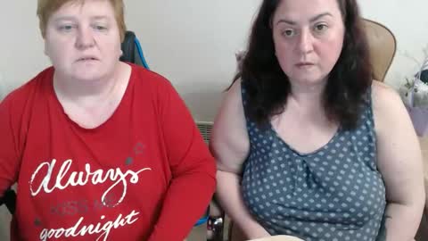 XMollyJaneX online show from March 31, 6:52 pm