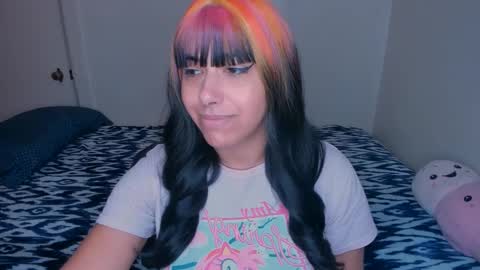 Rae  online show from December 3, 9:17 am