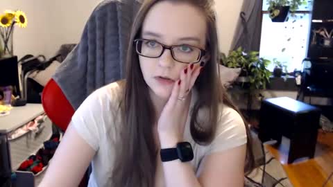 xqueenkendrax online show from June 14, 10:56 pm