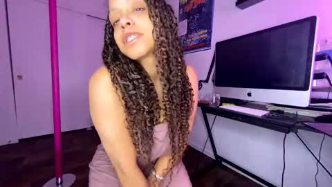 xStarGazingx online show from January 13, 4:09 am