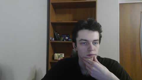 traqqq online show from October 29, 9:04 pm