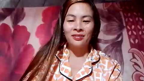 xuxulove00 online show from September 20, 12:30 pm