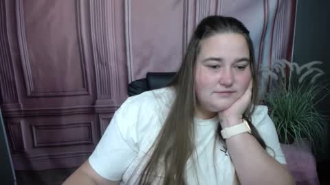 xx daniella xx online show from September 19, 8:18 am