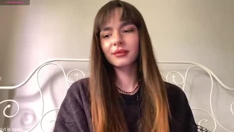 Lily online show from June 4, 10:54 am