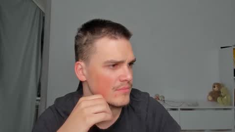 raul online show from December 4, 7:19 am