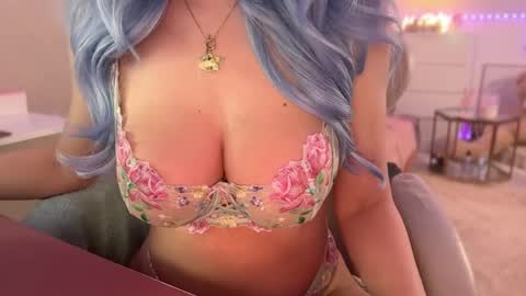 xxfairyxgiiirlxx online show from February 25, 6:50 am