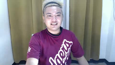 Loyd online show from January 5, 6:33 pm