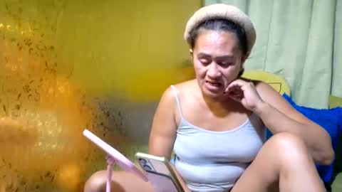 xxloveheart online show from April 15, 12:03 am