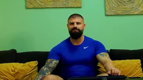 Xtream Leonard online show from December 21, 2:45 pm