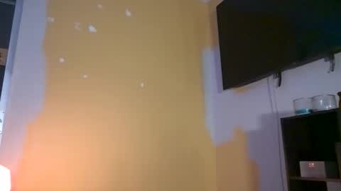 Lola online show from December 1, 1:31 pm