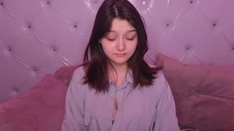 foxy online show from May 9, 5:41 pm