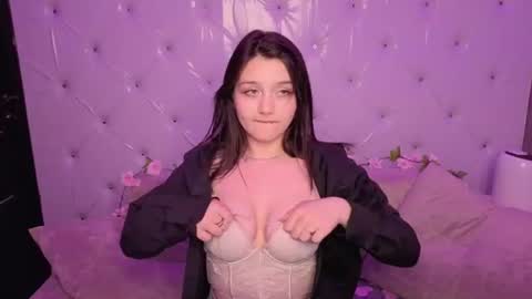 foxy online show from July 7, 5:17 pm