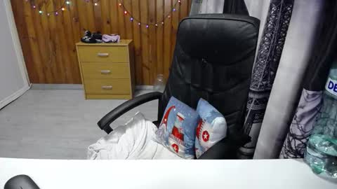 Lana online show from December 4, 11:26 pm