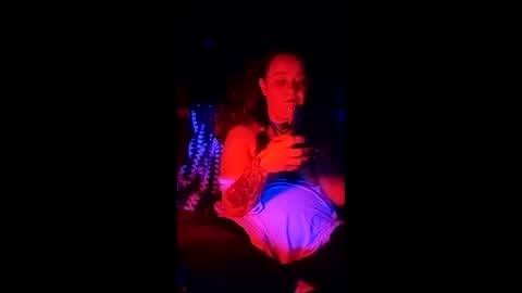 xxxtiffinyxxx online show from May 15, 3:59 am
