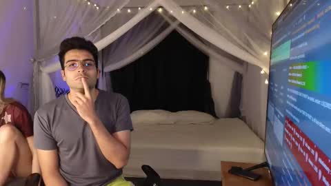 July and Fer online show from January 14, 8:44 am