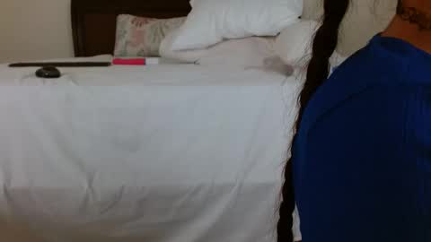 Lil Luna online show from April 5, 3:14 am