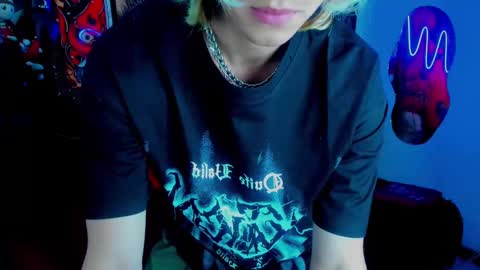 xzerox_ online show from October 4, 9:51 am