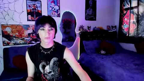 xzerox_ online show from March 4, 5:32 pm