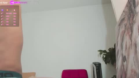 Snapshot of y0ung_master_ chatting on March 3, 9:15 pm Sr. Y0ung Master online show from March 3, 9:15 pm